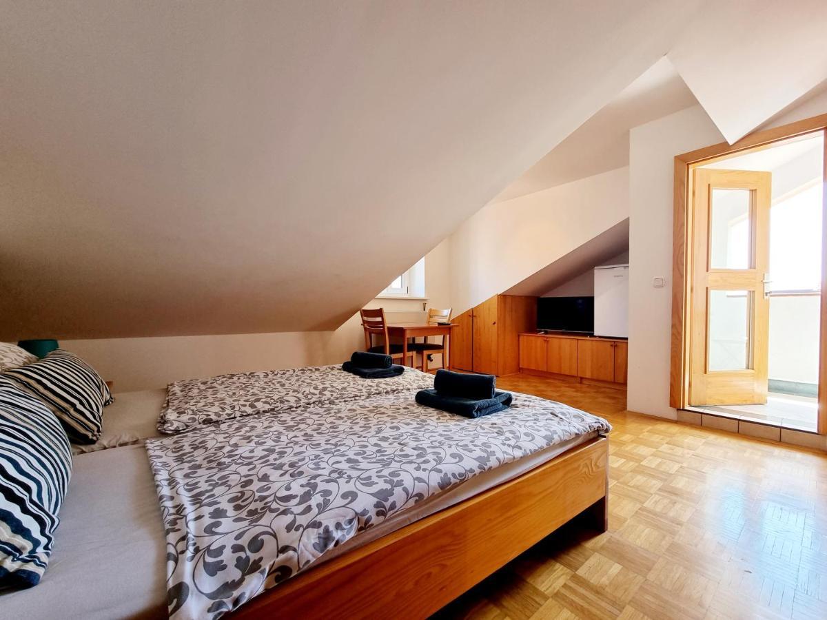 Prima Z Penzión pre hostí Piran